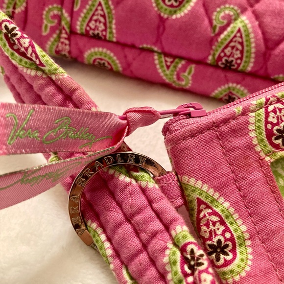 EUC Vera Bradley MADE IN THE USA 🇺🇸 Large Pink Paisley Travel Tote w/ID Holder - Picture 6 of 13